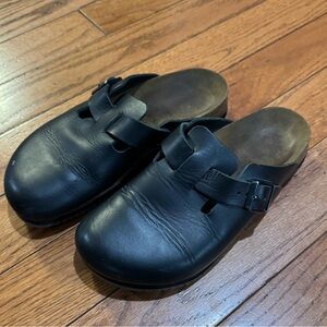Women’s size 38 Birkenstock mule sandals